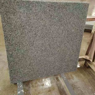 平凉 芝麻白光面900*900，高地铁标准