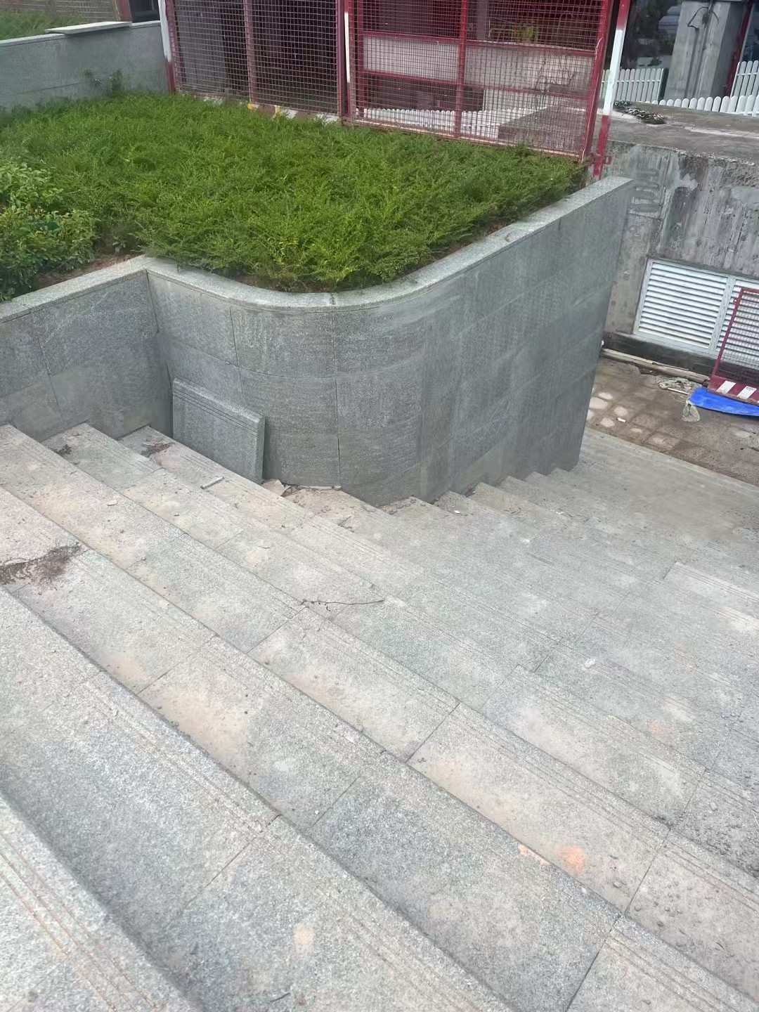 平凉 芝麻黑火烧面铺装案例