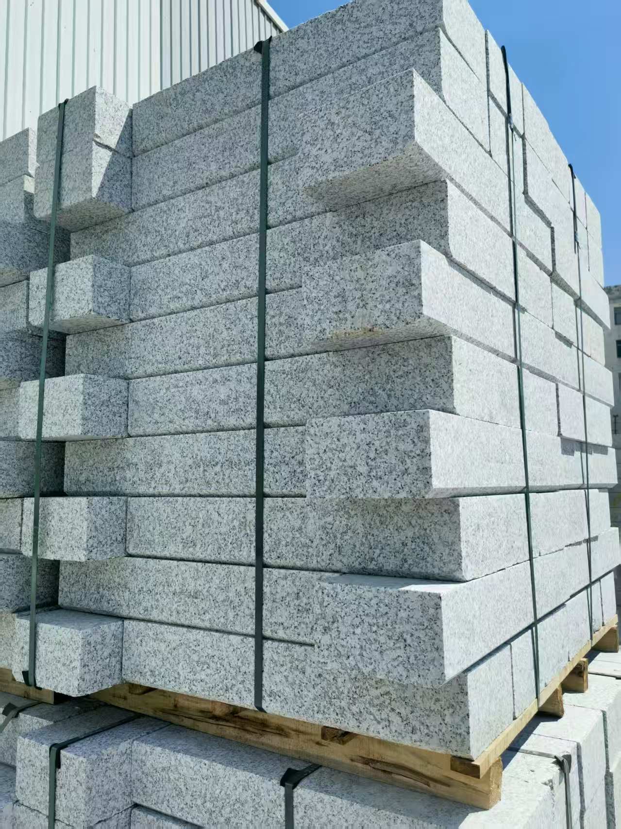 平凉 路沿石颜色均匀、尺寸标准