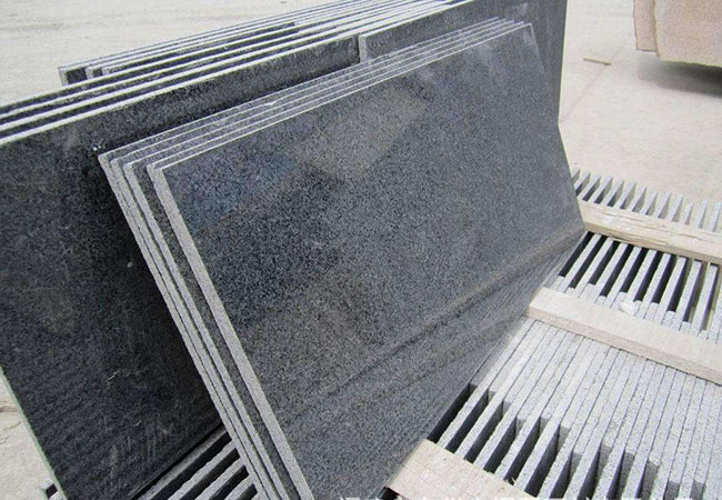 平凉芝麻黑花岗岩的特点