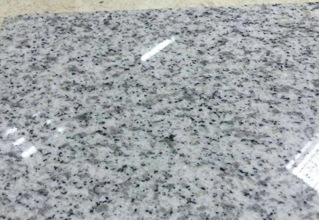 平凉芝麻白光面